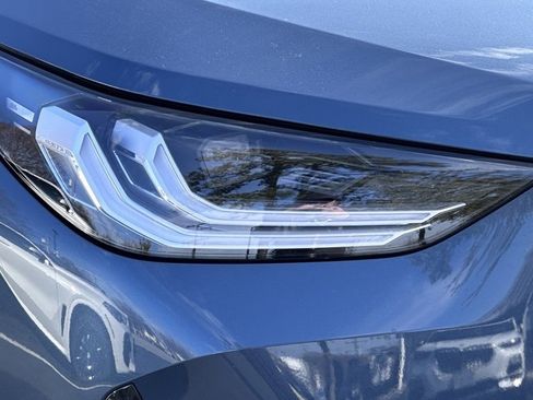 Used 2025 BMW X3 xDrive30i w/ Premium Package image 2