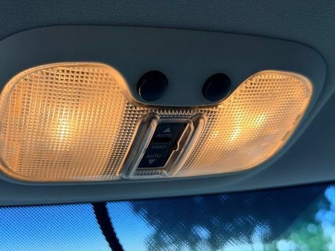 Used 2016 Jeep Patriot High Altitude AWD/4WD image 13