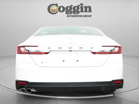 New 2026 Toyota Camry SE image 14