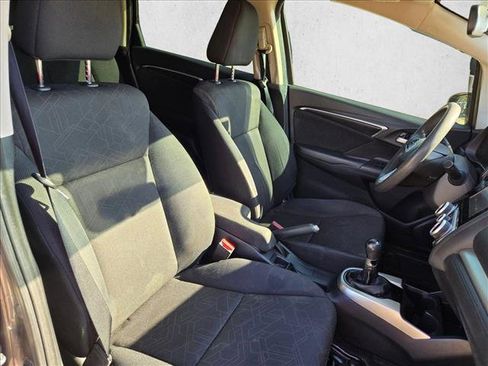 Used 2015 Honda Fit EX image 17