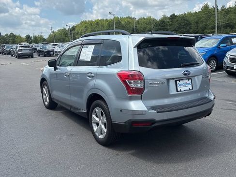 Used 2015 Subaru Forester 2.5i Limited AWD/4WD image 2