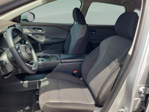 Used 2023 Nissan Rogue SV FWD image 22