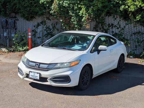 Used 2015 Honda Civic LX image 1