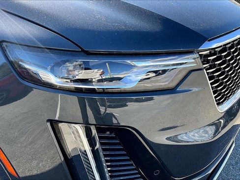 Used 2023 Cadillac XT6 Premium Luxury w/ Technology Package image 33