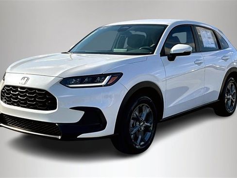 New 2026 Honda HR-V LX image 2