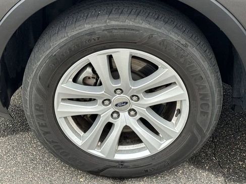 Used 2019 Ford Explorer XLT w/ Equipment Group 202A image 33