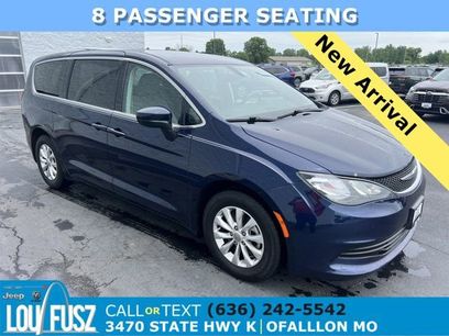 Used 2017 Chrysler Pacifica Touring w/ Tire & Wheel Group