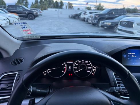 Used 2017 Acura RDX w/ Technology Package image 25