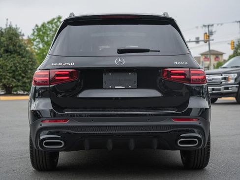 New 2026 Mercedes-Benz GLB 250 4MATIC image 6