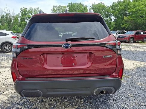 Certified 2025 Subaru Forester Limited AWD/4WD image 8