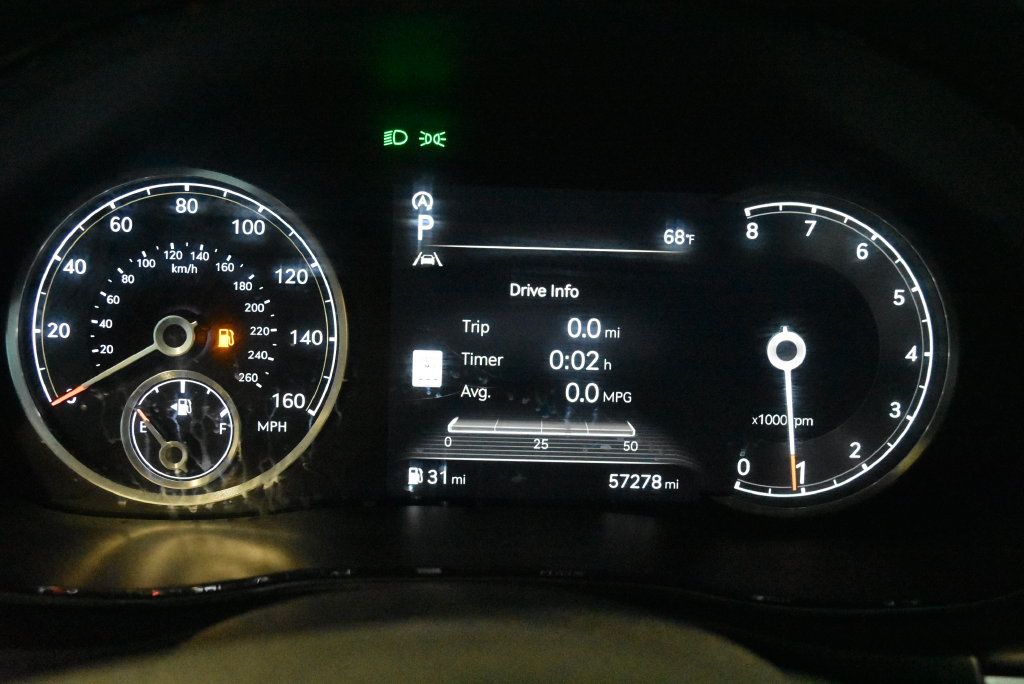 Used 2025 Genesis GV70 2.5T AWD/4WD image 20