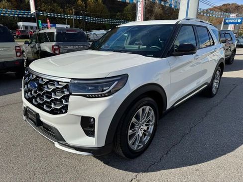 New 2026 Ford Explorer Platinum image 4