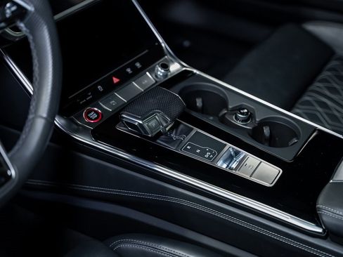 Used 2021 Audi S6 Prestige w/ Prestige Package image 59