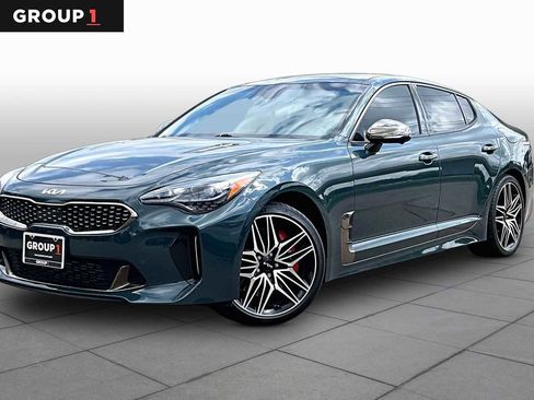 Used 2023 Kia Stinger GT2 image 1