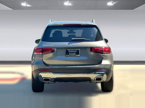 Certified 2023 Mercedes-Benz GLB 250 image 10