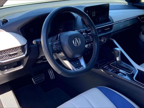 Used 2025 Acura ADX A-Spec image 18