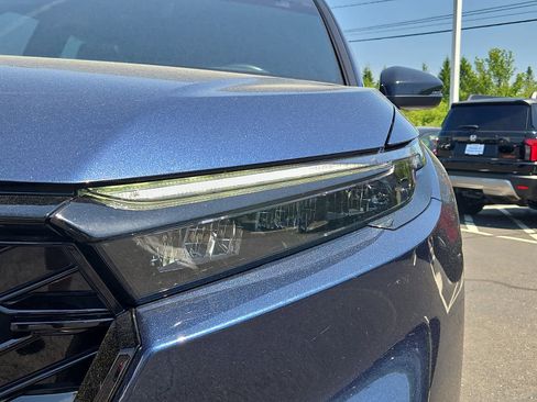Certified 2025 Honda CR-V Sport Touring image 10