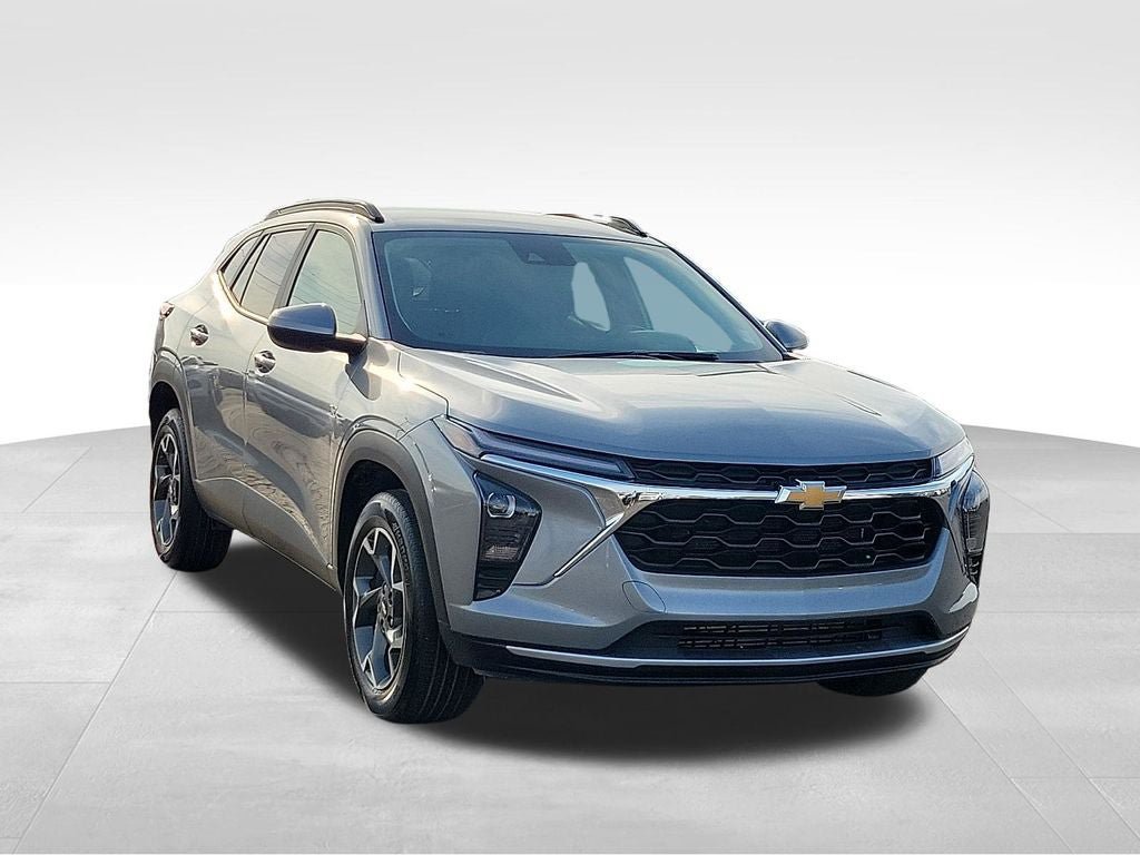 Used 2025 Chevrolet Trax LT w/ LT Convenience Package FWD image 1