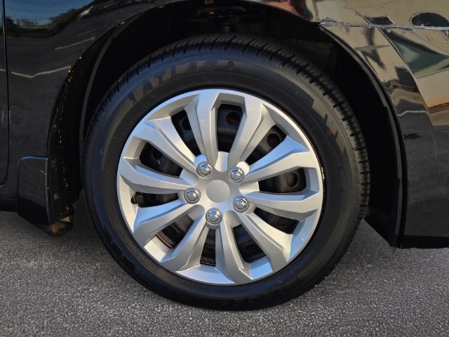 Used 2019 Nissan Sentra S FWD image 4