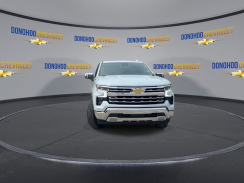 New 2026 Chevrolet Silverado 1500 LTZ w/ LTZ Premium Package AWD/4WD image 6