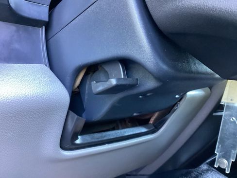 Used 2022 Ford F250 XL w/ Power Equipment Group image 60