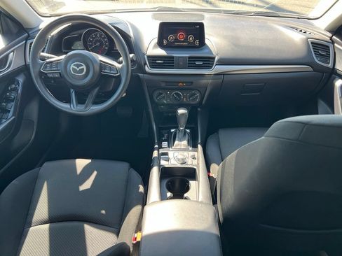 Used 2017 MAZDA MAZDA3 Sport FWD image 14