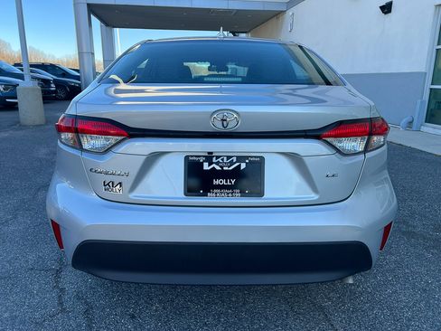 Used 2024 Toyota Corolla LE image 4