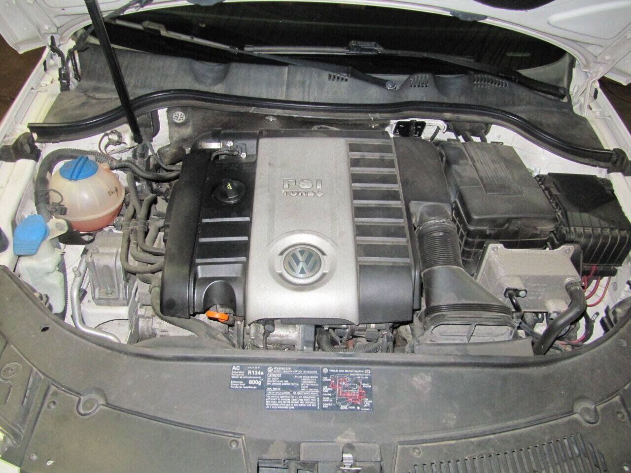 Used 2006 Volkswagen Passat Value Edition FWD image 22