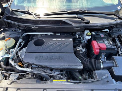 Used 2025 Nissan Rogue SV FWD image 29