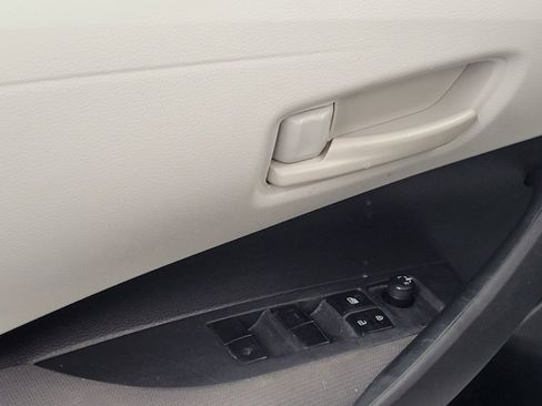 Used 2024 Toyota Corolla LE FWD image 27