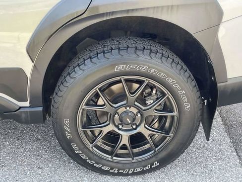 Used 2022 Subaru Outback Wilderness AWD/4WD image 3