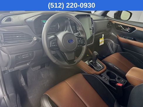 Used 2025 Subaru Forester Touring image 10