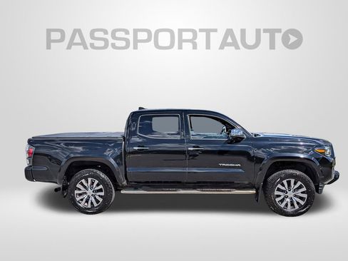 Used 2022 Toyota Tacoma Limited image 12