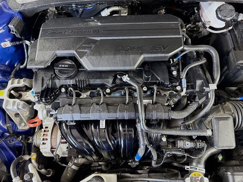 Used 2024 Hyundai Elantra SEL FWD image 39