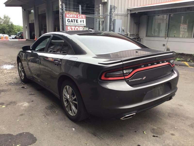 Used 2020 Dodge Charger SXT AWD/4WD image 4