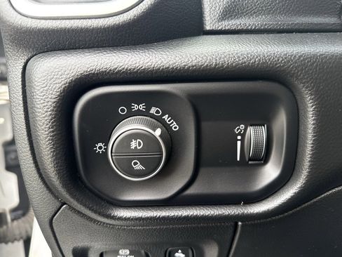 Used 2022 RAM 1500 Big Horn image 13