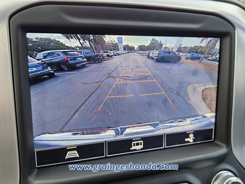 Used 2021 GMC Sierra 1500 SLT w/ X31 Off-Road Package image 15