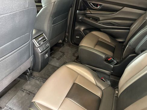 Used 2024 Subaru Ascent Onyx Edition Limited image 11