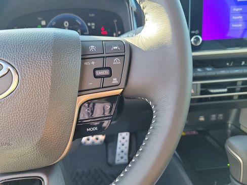 New 2026 Toyota Camry SE image 28