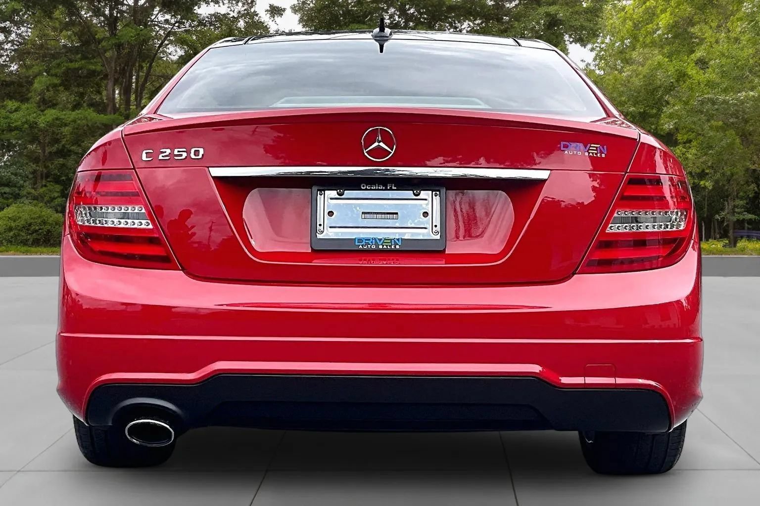 Used 2013 Mercedes-Benz C 250 Coupe image 4