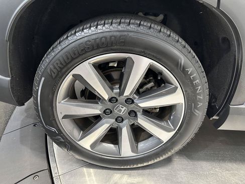 Certified 2024 Honda Pilot Elite image 11