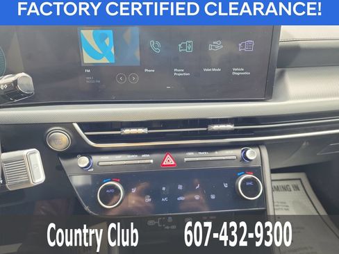 Certified 2025 Hyundai Sonata SEL AWD/4WD image 13