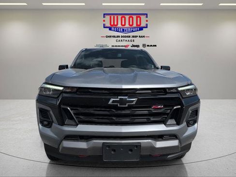 Used 2024 Chevrolet Colorado Z71 w/ Z71 Convenience Package 2 image 9