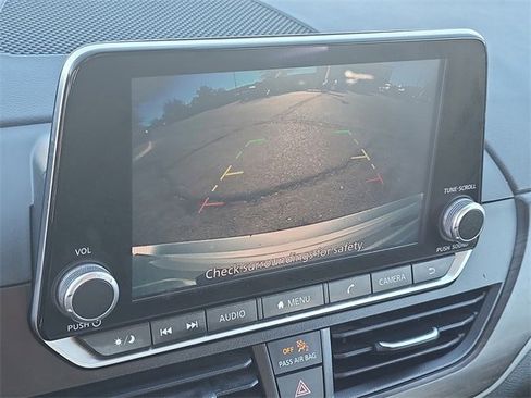 Certified 2024 Nissan Altima 2.5 SV image 16