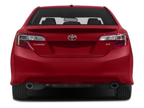 Used 2014 Toyota Camry LE FWD image 5