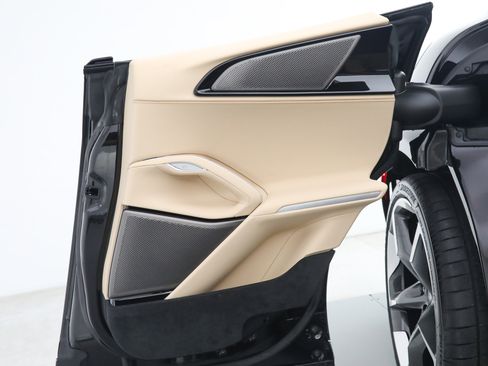 Certified 2025 Ferrari Purosangue AWD/4WD image 25