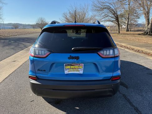 Used 2021 Jeep Cherokee Latitude Plus image 4