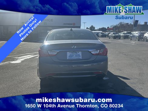 Used 2013 Hyundai Sonata SE w/ Navigation & Sunroof Pkg image 6