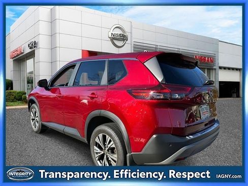 Certified 2023 Nissan Rogue SV image 6