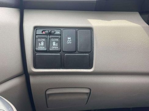 Used 2017 Honda Odyssey EX image 22